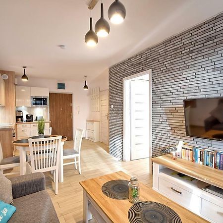 Apartament Oliwka Z Prywatnym Miejscem Postojowym Kolobrzeg Dış mekan fotoğraf